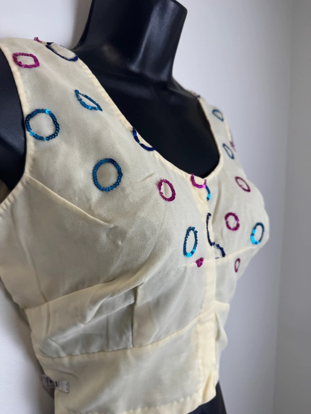 Beige Circles Blouse NWOT - Medium